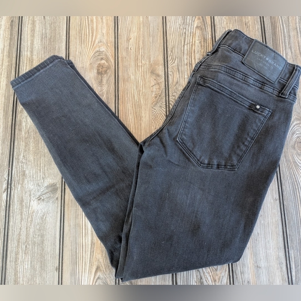 Lucky Brand size 4 Lolita low rise skinny in black